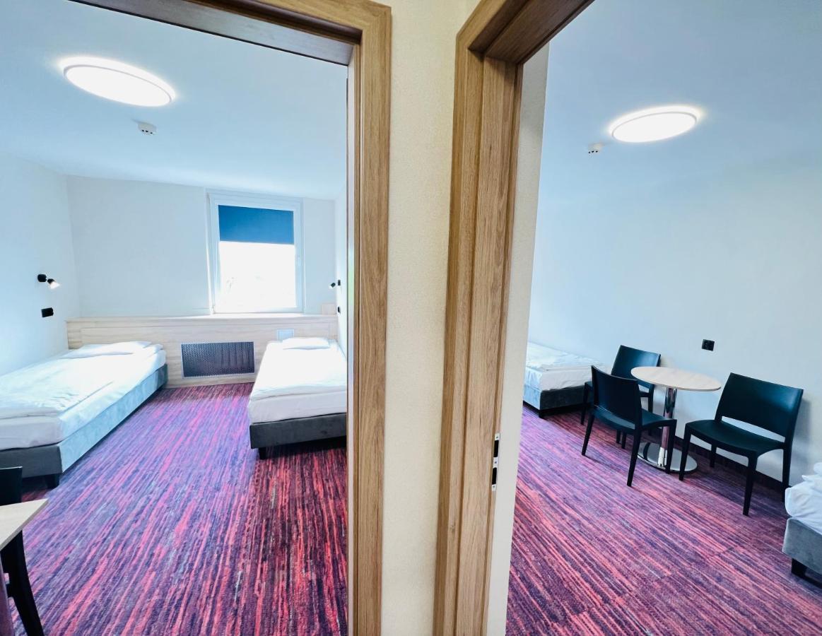 Hotel ROK Krakau Buitenkant foto
