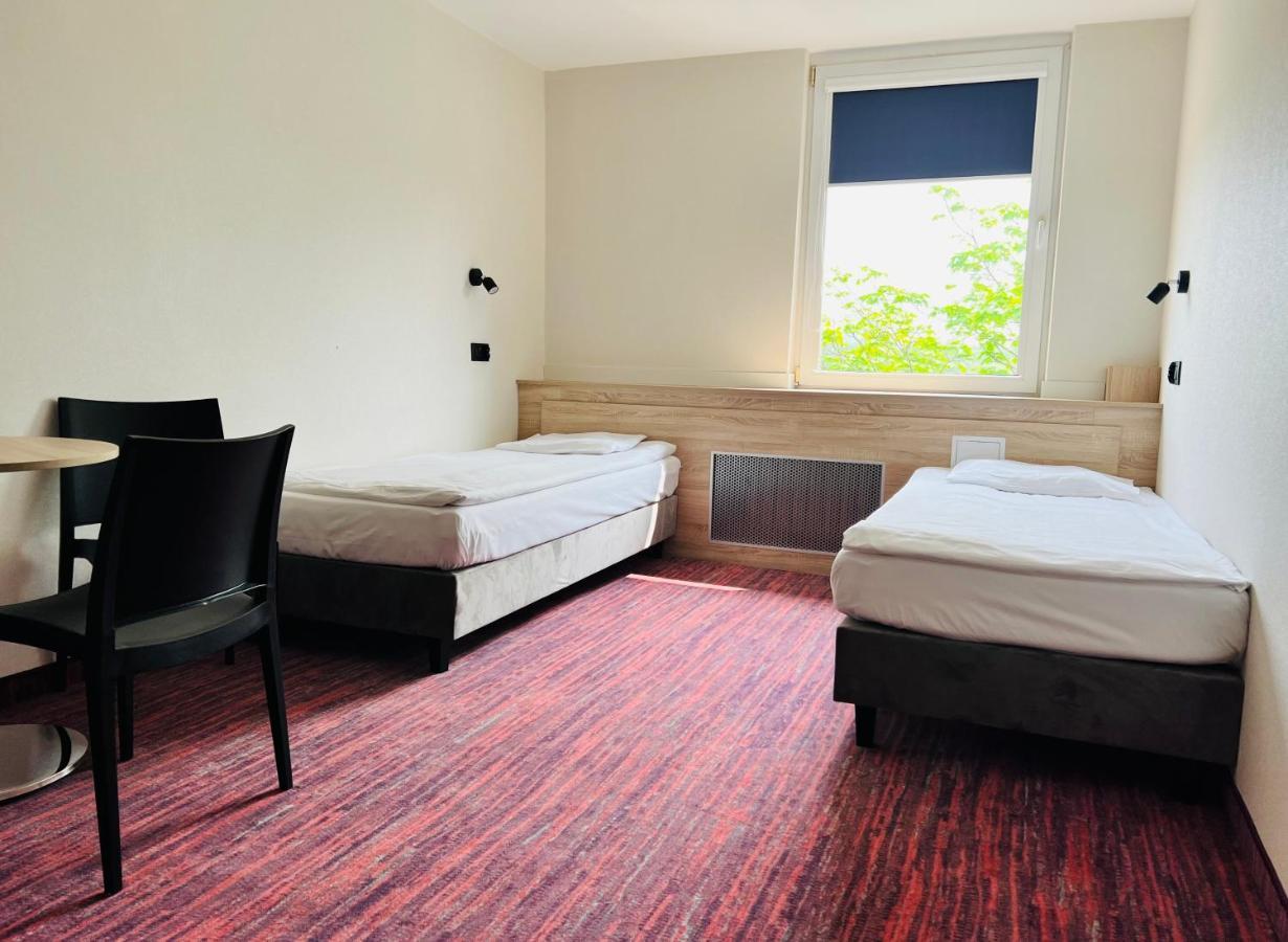 Hotel ROK Krakau Buitenkant foto