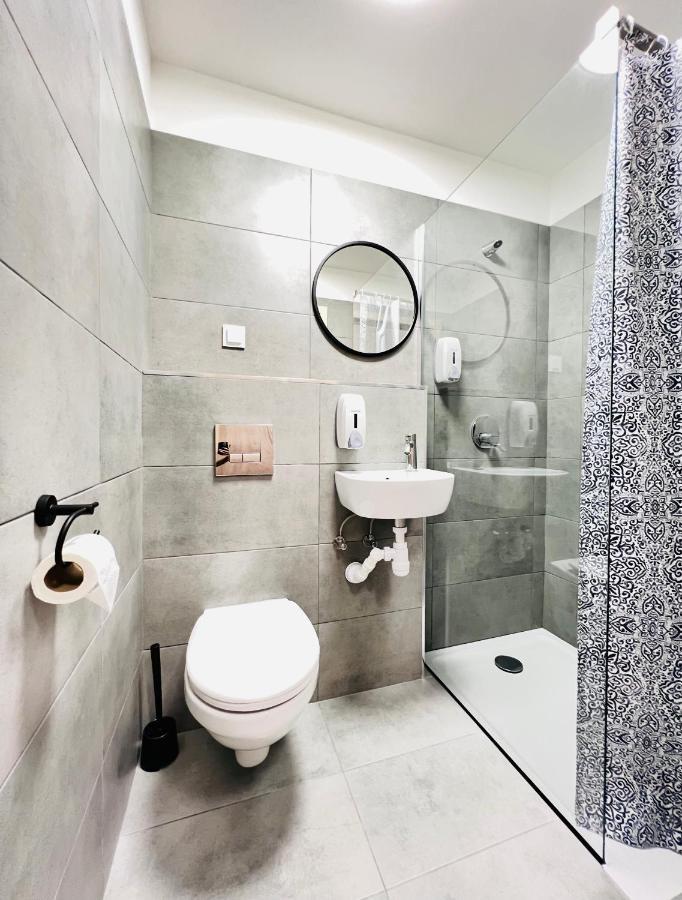 Hotel ROK Krakau Buitenkant foto