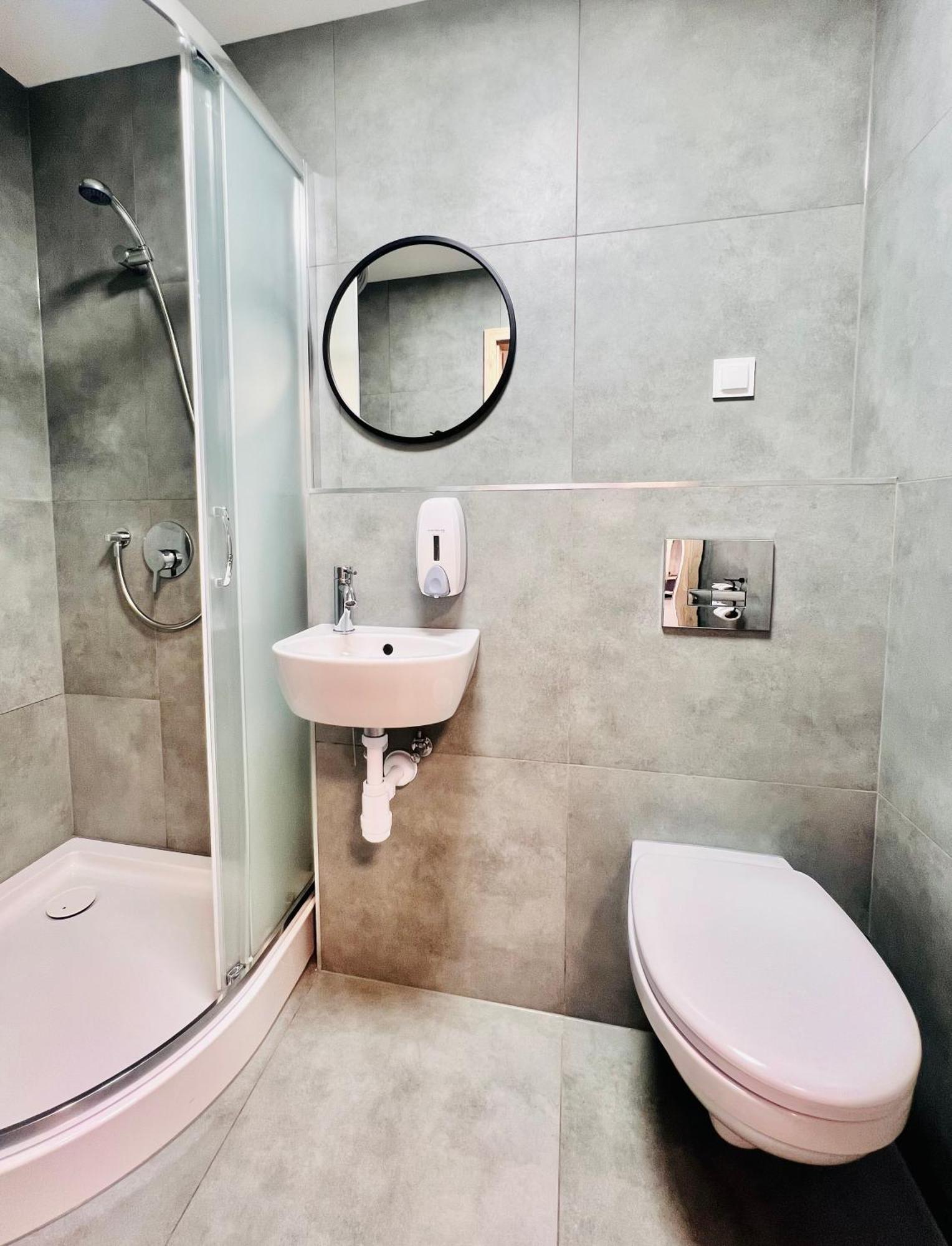Hotel ROK Krakau Buitenkant foto