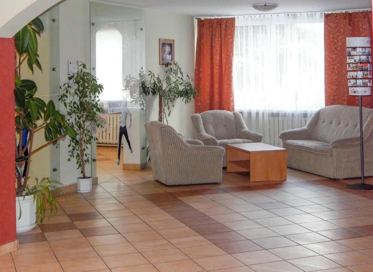 Hotel ROK Krakau Buitenkant foto